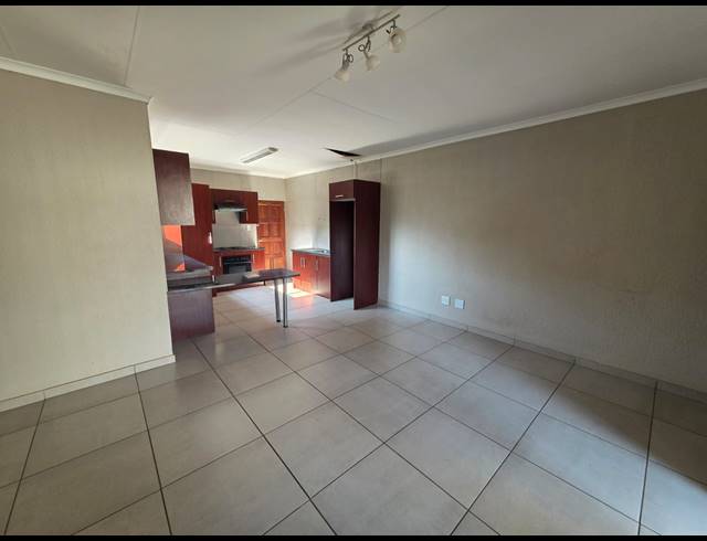 3 BEDROOM TOWNHOUSE TO LET IN KAALPLAATS